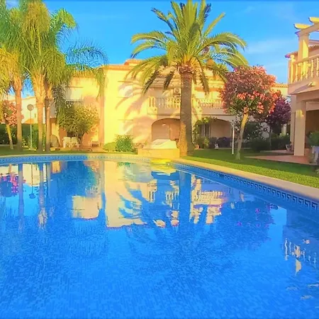 La Giralda 2 Les Marines Apartman *